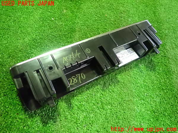 2UPJ-9228706066]ベンツ B200 d(247012)(W247)エアコンスイッチ1 中古_3