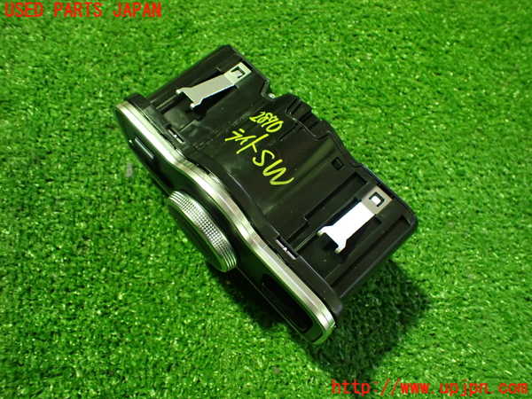 2UPJ-9228706285]ベンツ B200 d(247012)(W247)ライトスイッチ 中古_2