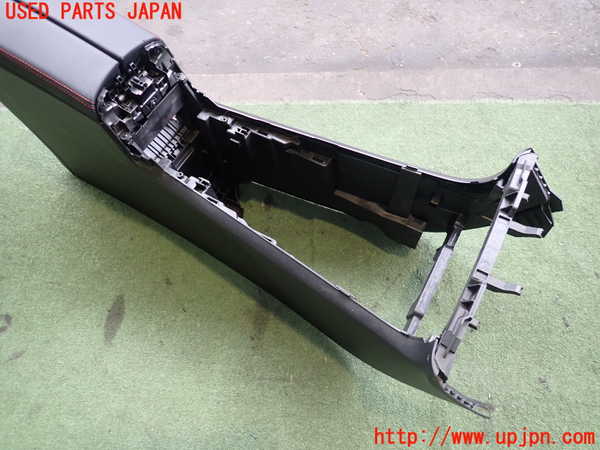 2UPJ-9228707540]ベンツ B200 d(247012)(W247)センターコンソール 中古_4