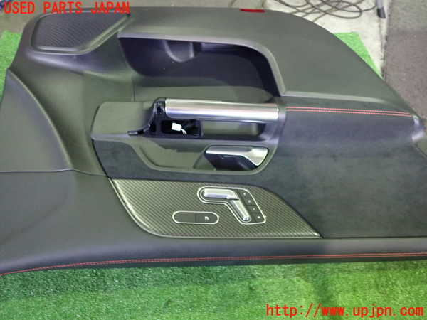 2UPJ-9228701264]ベンツ B200 d(247012)(W247)左前ドア内張り 中古_2