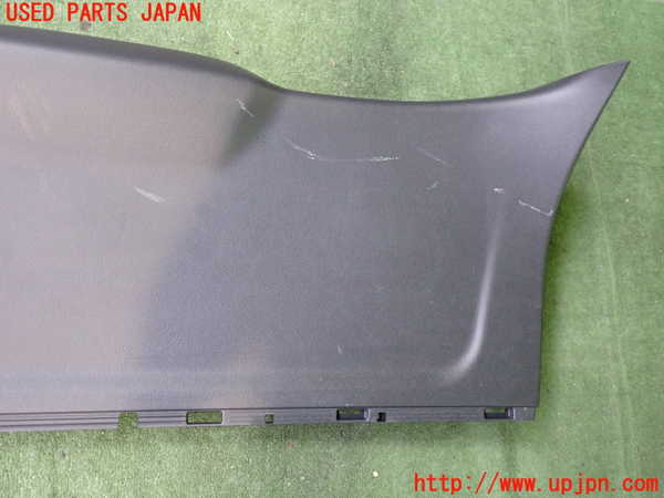 2UPJ-9228701578]ベンツ B200 d(247012)(W247)バックドア内張り 中古_3