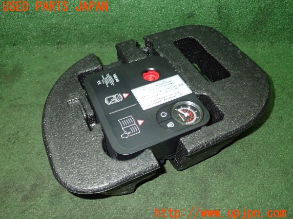 3UPJ=9228710625]BMW ミニ(MINI)クーパー(XM15 F56)純正 6877569 パンク修理キット 中古_2