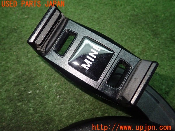 3UPJ=9228710652]BMW ミニ(MINI)クーパー(XM15 F56)純正 MINI Click & Drive System スマホホルダー 純正 シガーソケット付き 中古_3
