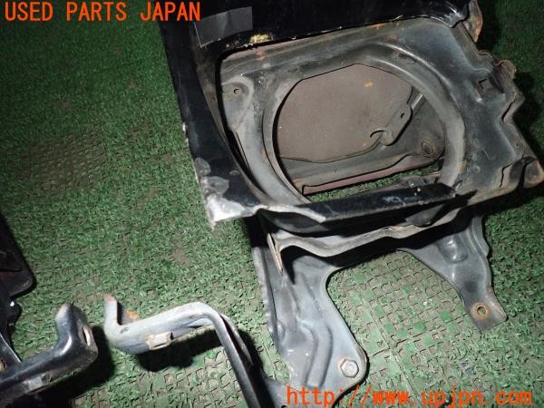 3UPJ=9228720050]180SX タイプR(RPS13(改))中期 純正 ヘッドライトハウジング リトラクタブル フレーム ブラケット パネル 中古_5