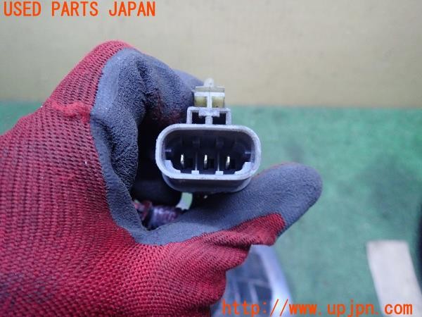 3UPJ=9228720513]180SX タイプR(RPS13(改))中期 社外 H6052 右ヘッドライト LEDバルブ付き 中古_4