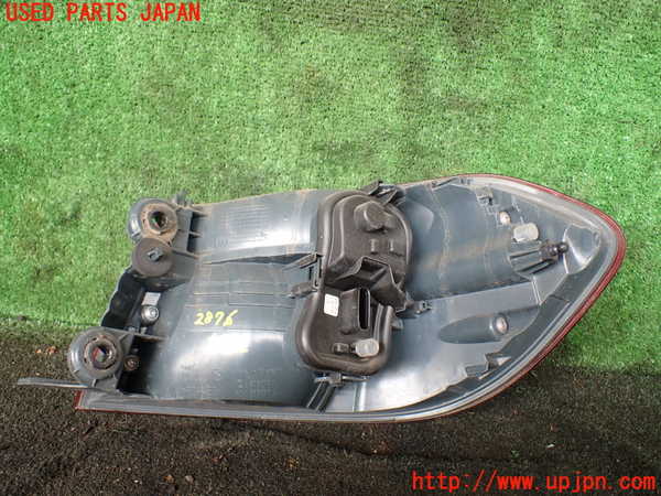 1UPJ-9228761536]BMW 420i クーペ F32(3N20)左テールランプ 中古_2