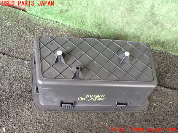 1UPJ-9228767842]BMW 420i クーペ F32(3N20)小物入れ2 中古_2
