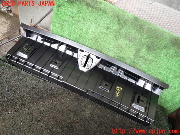 1UPJ-9228767773]BMW 420i クーペ F32(3N20)ラゲッジトレイ3 中古_2