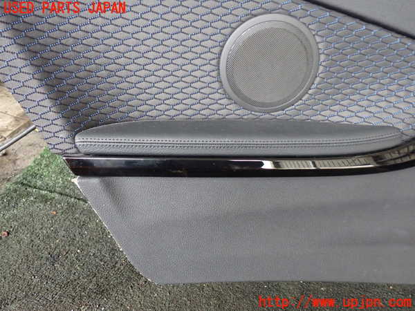 1UPJ-9228767680]BMW 420i クーペ F32(3N20)左リアピラートリム 中古_3