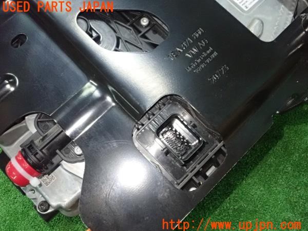 3UPJ=9228780579]VW ID.4(E2EBJ E21系)純正 11A915000 EVユニット① 中古_3
