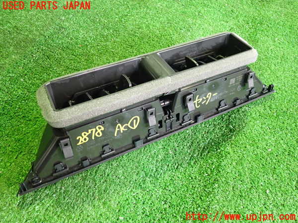 2UPJ-9228787526]VW・ID.4(E2EBJ)エアコン吹き出し口1 (真中) 中古_3