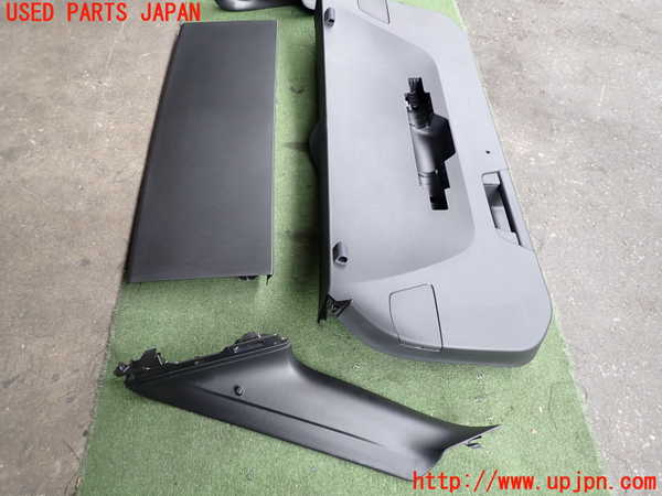 2UPJ-9228781578]VW・ID.4(E2EBJ)バックドア内張り 中古_2