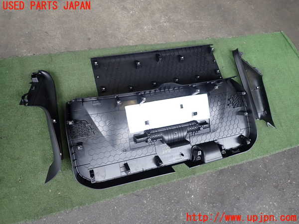 2UPJ-9228781578]VW・ID.4(E2EBJ)バックドア内張り 中古_4
