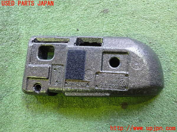 2UPJ-9228787773]VW・ID.4(E2EBJ)ラゲッジトレイ3 中古_2