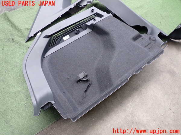 2UPJ-9228787680]VW・ID.4(E2EBJ)左リアピラートリム 中古_2