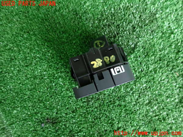2UPJ-9228806306]キャデラック・CT5(A2LL)スイッチ1 (VSC OFF 他) 中古_2
