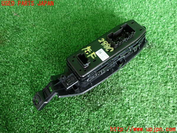 2UPJ-9228806245]キャデラック・CT5(A2LL)左前パワーウィンドウスイッチ 中古_2