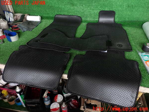 2UPJ-9228807800]キャデラック・CT5(A2LL)フロアマット 中古_2
