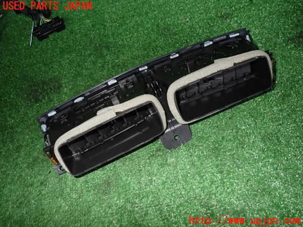 2UPJ-9228807526]キャデラック・CT5(A2LL)エアコン吹き出し口1 (真中) 中古_2