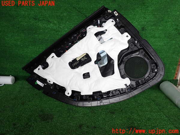 2UPJ-9228801294]キャデラック・CT5(A2LL)右後ドア内張り 中古_3