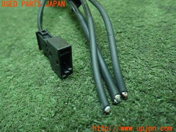 3UPJ=9228830579]アウディ A7 スポーツバック(F2DKNS 4K8)後期 純正 UTR 2.0 ユニバーサルトラフィックレコーダー ドライブレコーダー 中古_4