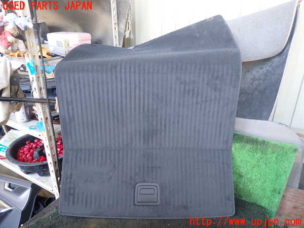 1UPJ-9228837771]アウディ・A7 スポーツバック(F2DKNS)ラゲッジトレイ1 中古_3