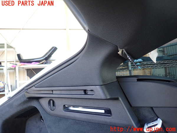 1UPJ-9228837680]アウディ・A7 スポーツバック(F2DKNS)左リアピラートリム 中古_2