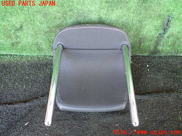 1UPJ-9228837150]アウディ・A7 スポーツバック(F2DKNS)右2列目ヘッドレスト 中古_3