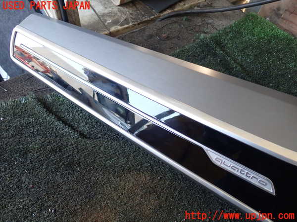 1UPJ-9228837691]アウディ・A7 スポーツバック(F2DKNS)内装トリム類1 中古_3