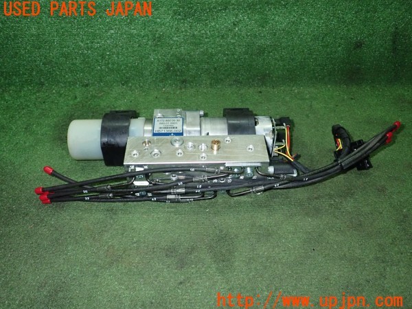 3UPJ=9228840579]ベンツ SLC180 スポーツ(172431 R172)純正 A172 800 00 30 油圧ポンプ ハイドロリックポンプ バリオルーフ 中古_3