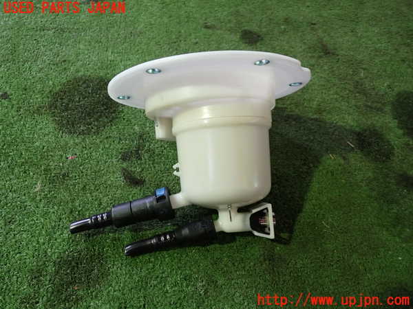 1UPJ-9228842510]ベンツ SLC180(172431)燃料ポンプ 中古_2