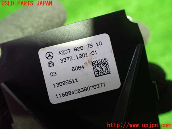 1UPJ-9228846307]ベンツ SLC180(172431)スイッチ2(ウィンドウ　ルーフ) 中古_3