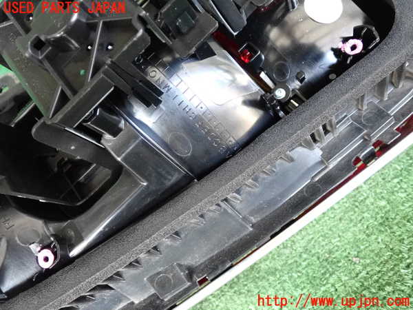 2UPJ-9228871530]BMW ミニ(MINI)クーパーD クロスオーバー(YT20)右テールランプ 中古_3