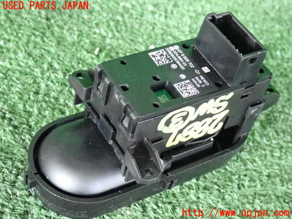 2UPJ-9228876308]BMW ミニ(MINI)クーパーD クロスオーバー(YT20)スイッチ3 (パーキング) 中古_2