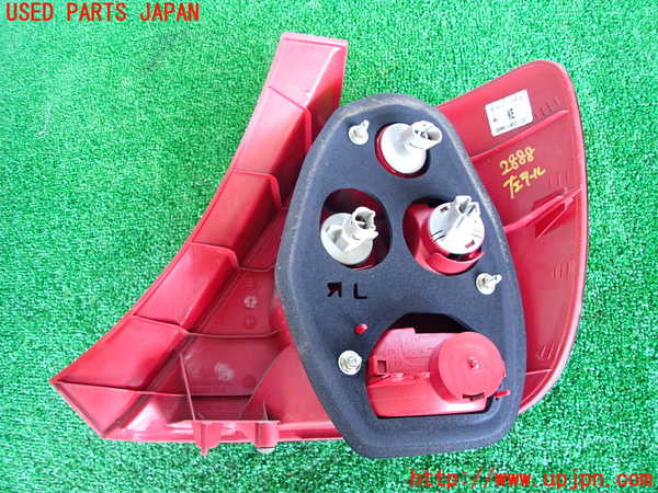 2UPJ-9228881536]シビック タイプR(EP3)左テールランプ 中古_2