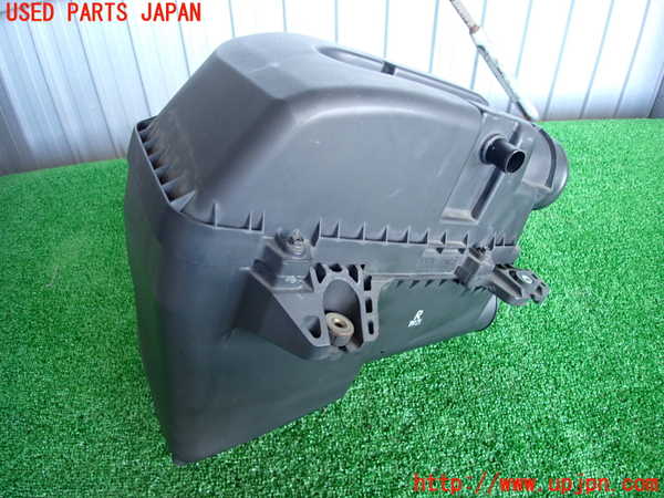 2UPJ-9228882560]シビック タイプR(EP3)エアクリーナーボックス 中古_2