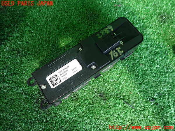 2UPJ-9228896240]ジャガー・XF(J05FA)右前パワーウィンドウスイッチ 中古_2