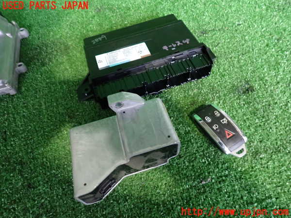 2UPJ-9228896110]ジャガー・XF(J05FA)エンジンコンピューター 中古_3
