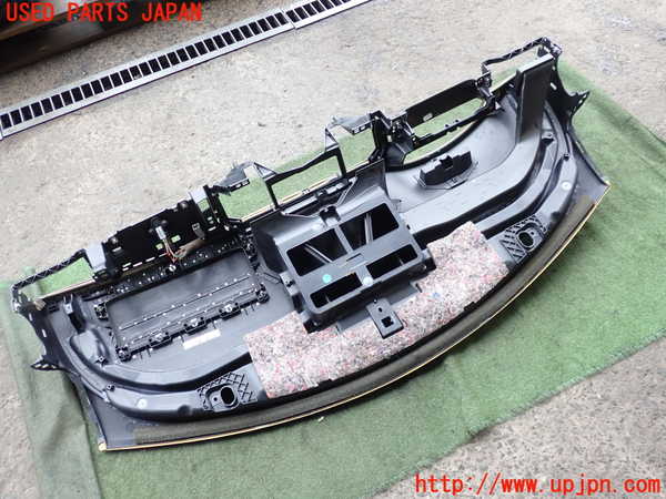 2UPJ-9228897505]ジャガー・XF(J05FA)ダッシュボード (ジャンク品) 中古_3