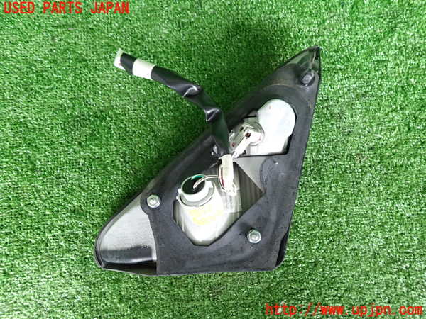 2UPJ-9228921552]セルシオ(UCF31)左リアフィニッシャー 中古_2