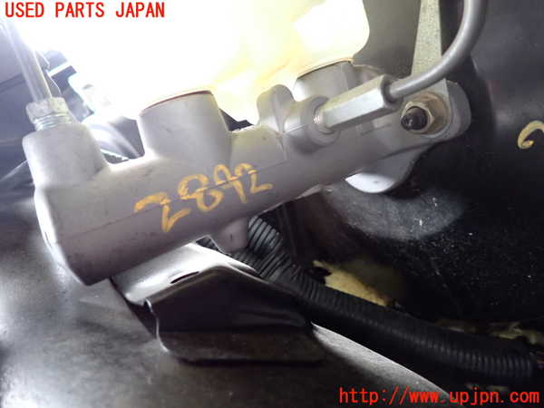 2UPJ-9228924050]セルシオ(UCF31)ブレーキマスターシリンダー 中古_2