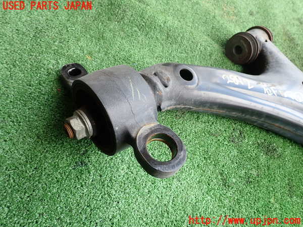 2UPJ-9228925176]セルシオ(UCF31)右フロントロアアーム1 中古_3