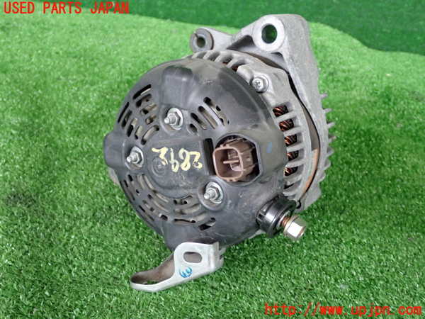 2UPJ-9228926015]セルシオ(UCF31)オルタネーター(ダイナモ) 中古_2