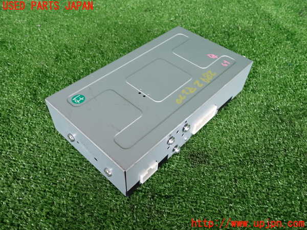2UPJ-9228926525]セルシオ(UCF31)アンプ 中古_2