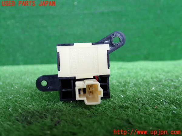 2UPJ-9228926313]セルシオ(UCF31)スイッチ8 中古_3