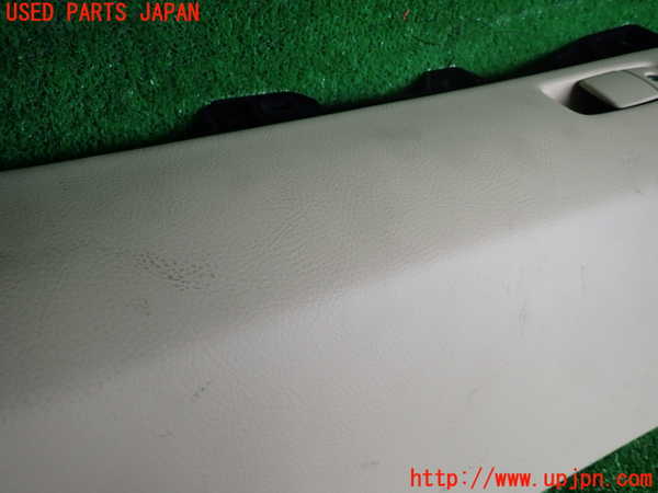 2UPJ-9228927516]セルシオ(UCF31)グローブボックス1 中古_2