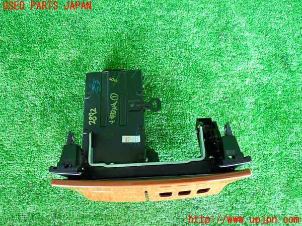 2UPJ-9228927841]セルシオ(UCF31)小物入れ1 中古_2