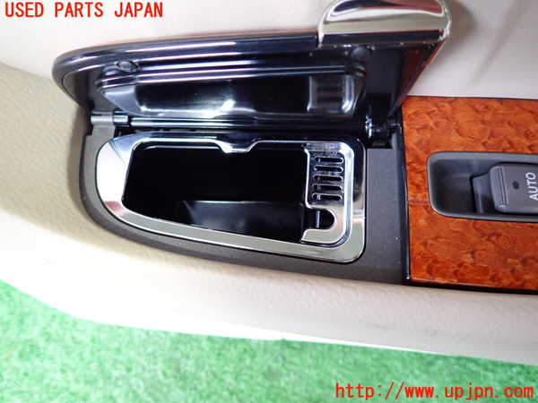2UPJ-9228921294]セルシオ(UCF31)右後ドア内張り 中古_4