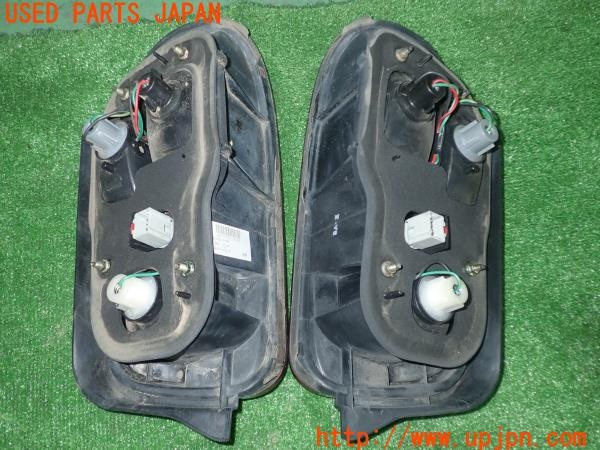 3UPJ=9228950547]ビート バージョンＦ(PP1)前期 純正 テールランプ 左右セット 中古_4