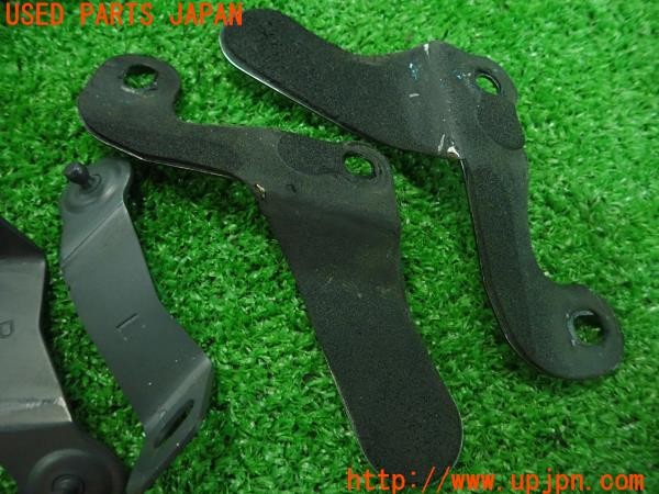3UPJ=9228950652]ビート バージョンＦ(PP1)前期 純正オプション トノカバー用ブラケット 中古_3